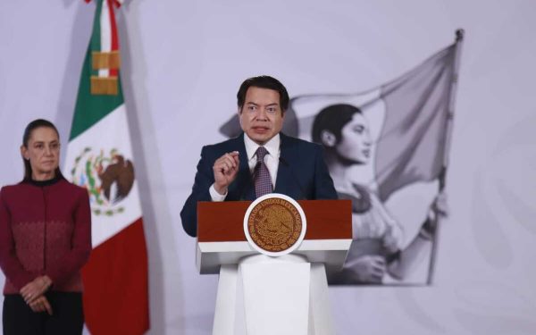 SEP revisará escuelas tras caso Dafne; educación militar no está autorizada
