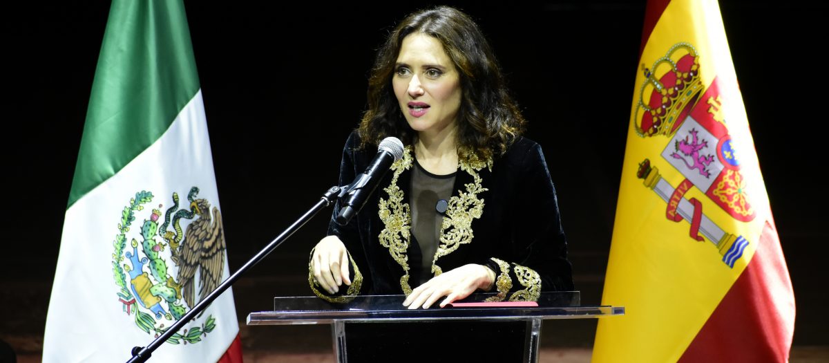 Oposición en Madrid exigirá explicaciones a Ayuso por polémica en México