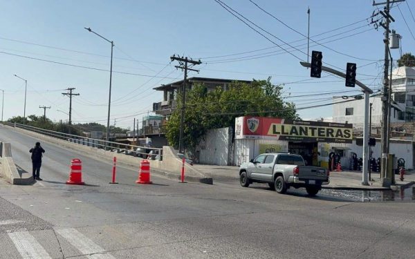 Cierran puente El Chaparral en Tijuana por rehabilitación