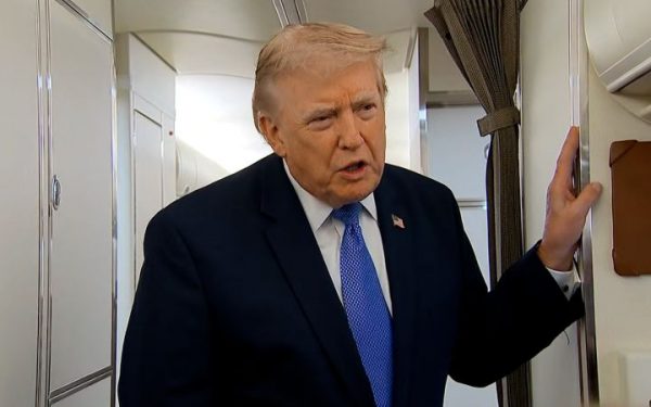 Trump anuncia que se reanudarán negociaciones con Irán