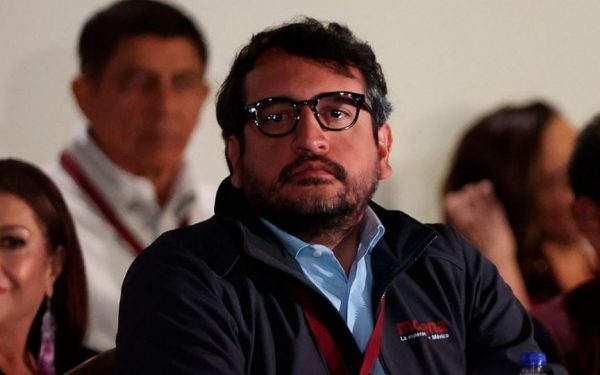 Andy López Beltrán anuncia que EU le revocó la visa