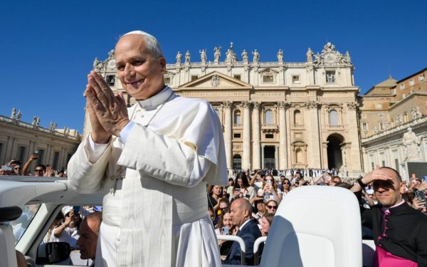 Papa León XIV: no delegar decisiones humanas a los algoritmos