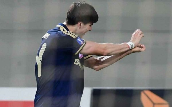 Hormiga González marca su primer gol con Olympiacos