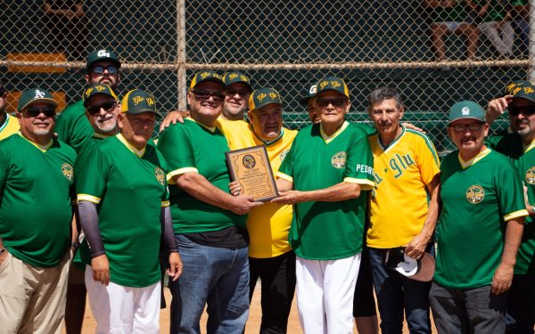 Homenajean a Pedro Inzunza por su legado en el béisbol juvenil