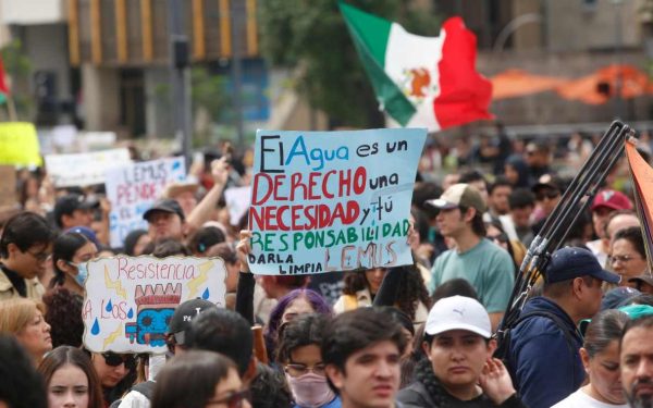 Lemus ordena investigar detenciones tras violencia en marcha por el agua en Jalisco