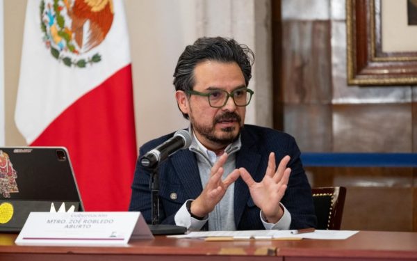 IMSS responderá sobre aumento salarial tras consulta del sindicato, afirma Zoé Robledo