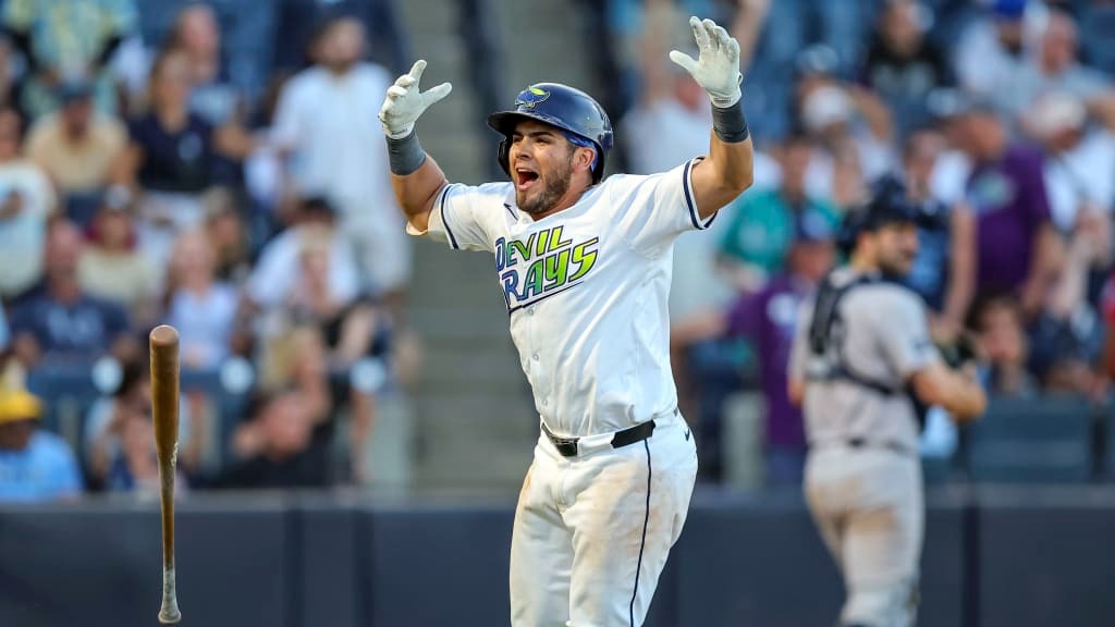 Tijuanense Jonathan Aranda va por el título de Serie Mundial con Tampa Bay