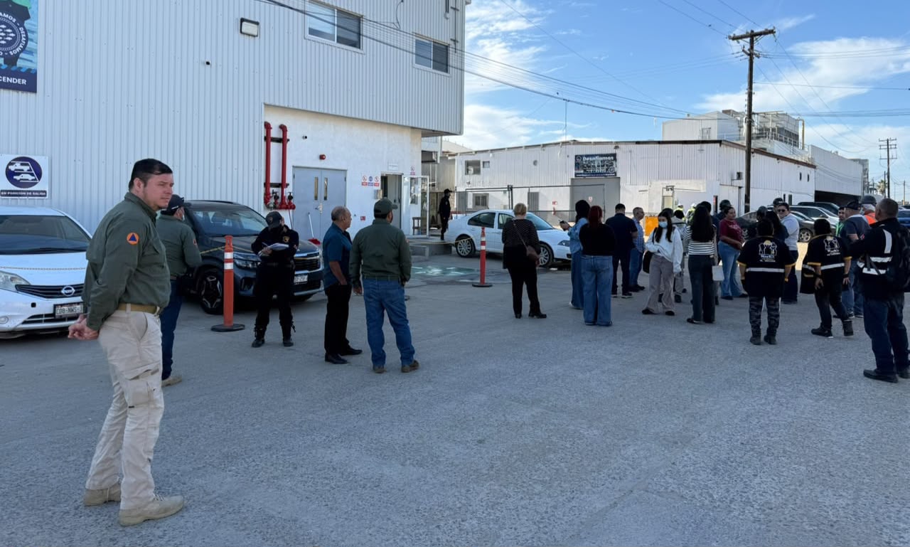 Evacuan a 94 personas por fuga de amoniaco en El Sauzal