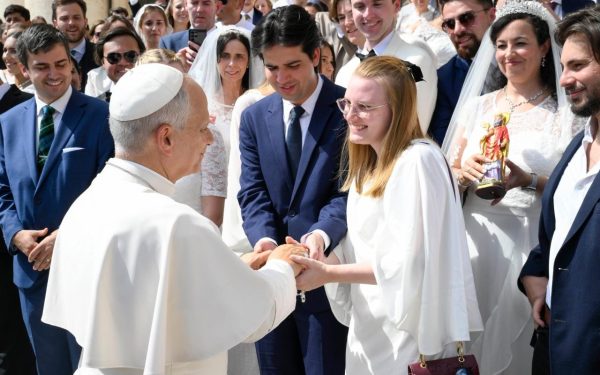 León XIV escribe prólogo de guía YOUCAT sobre el amor